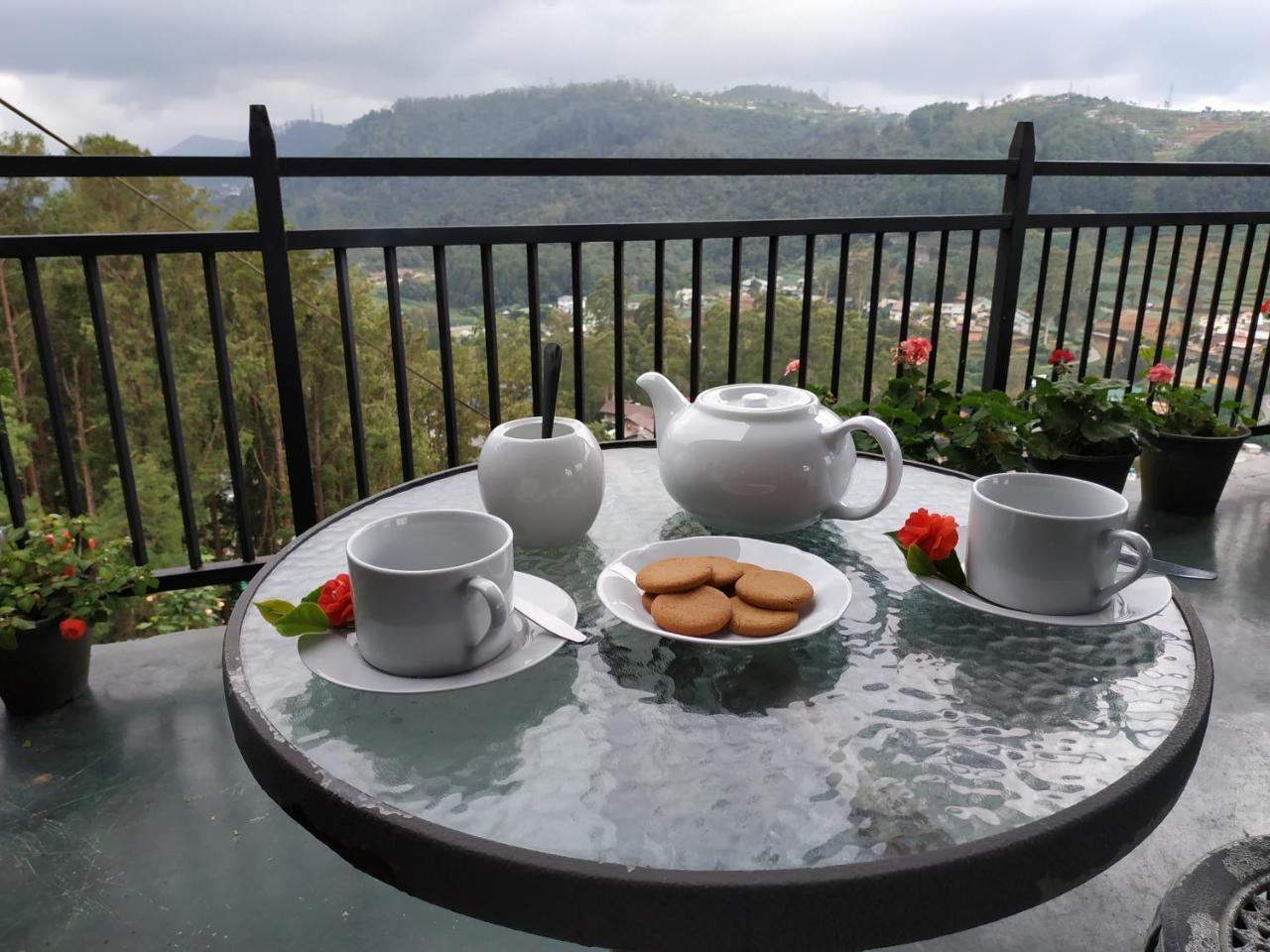 Misty Mountain Villas Нувара Елия Екстериор снимка